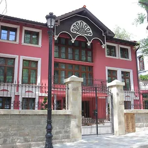 Casa de hóspedes Hillhouse ***